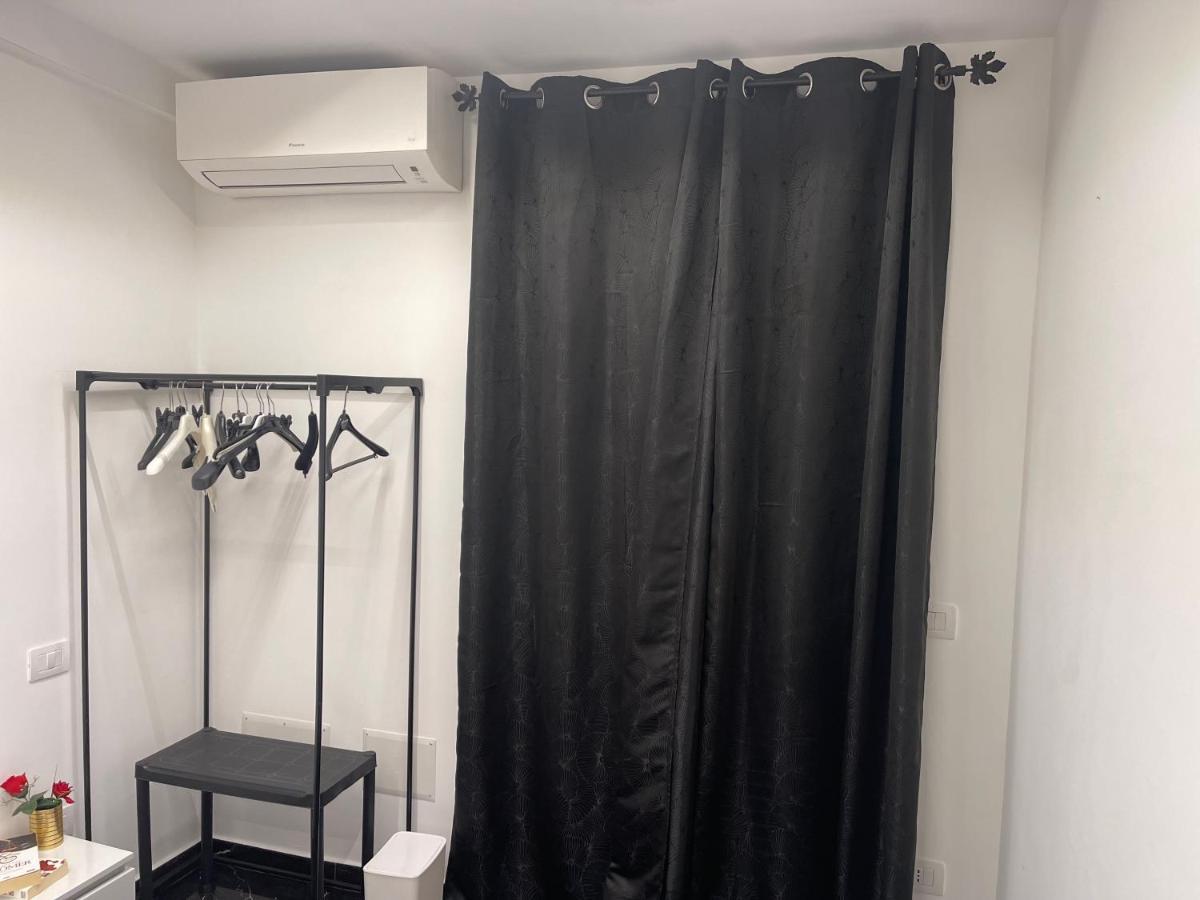 Lux House Naples Airport Ξενοδοχείο Εξωτερικό φωτογραφία