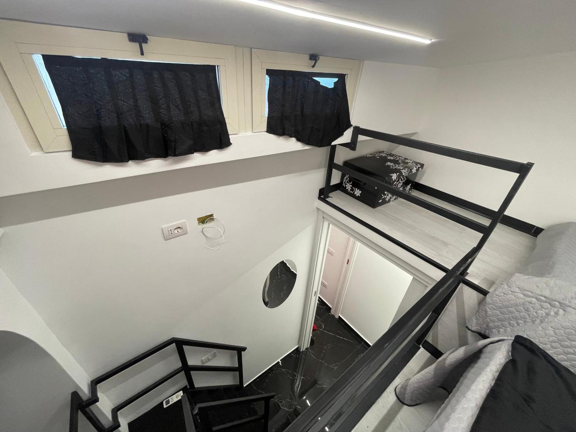 Lux House Naples Airport Ξενοδοχείο Εξωτερικό φωτογραφία